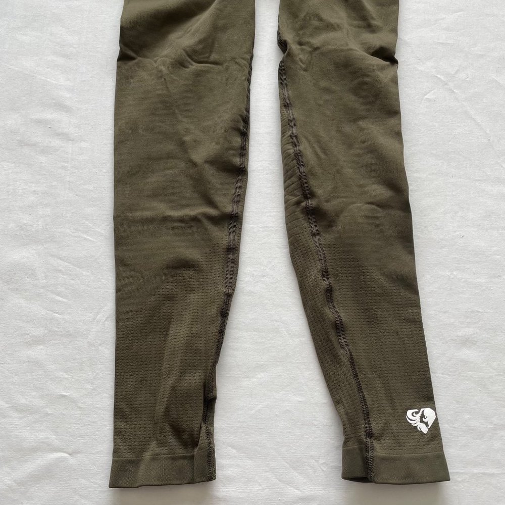 Women's Best Power Seamless Leggings size Medium - Picture 5 of 12